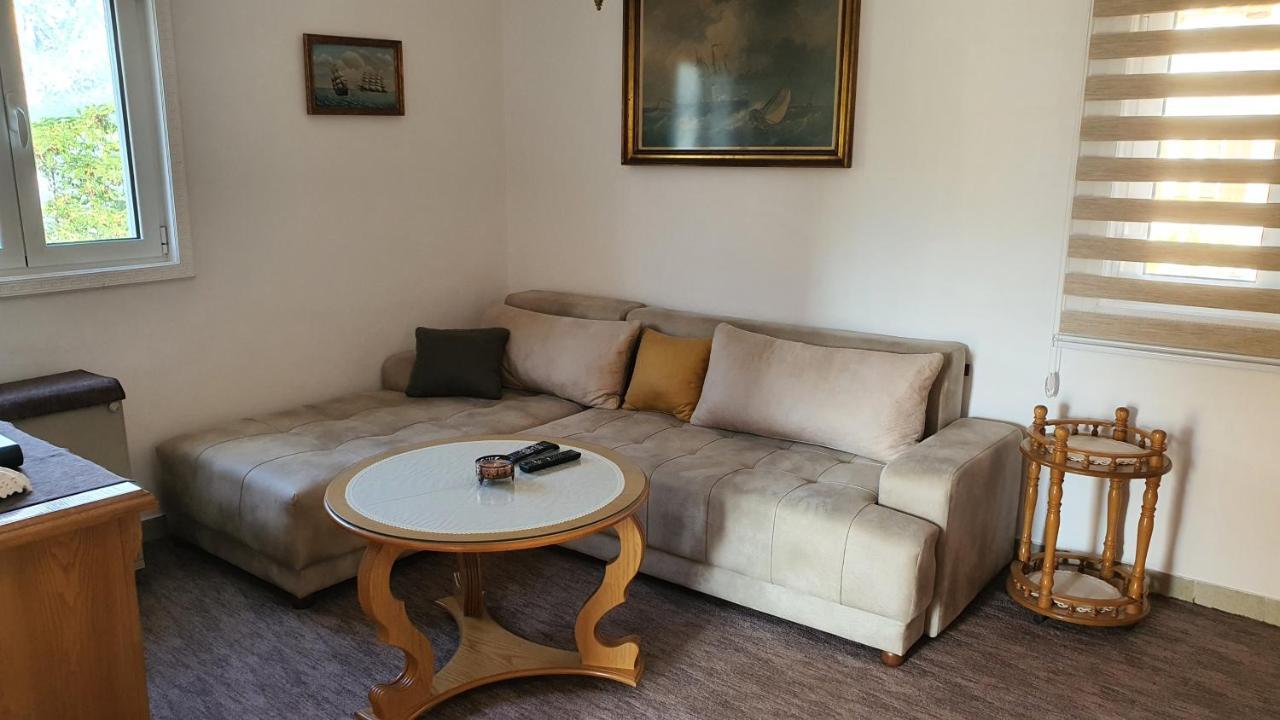 Viva House Villa โกตอร์ ภายนอก รูปภาพ